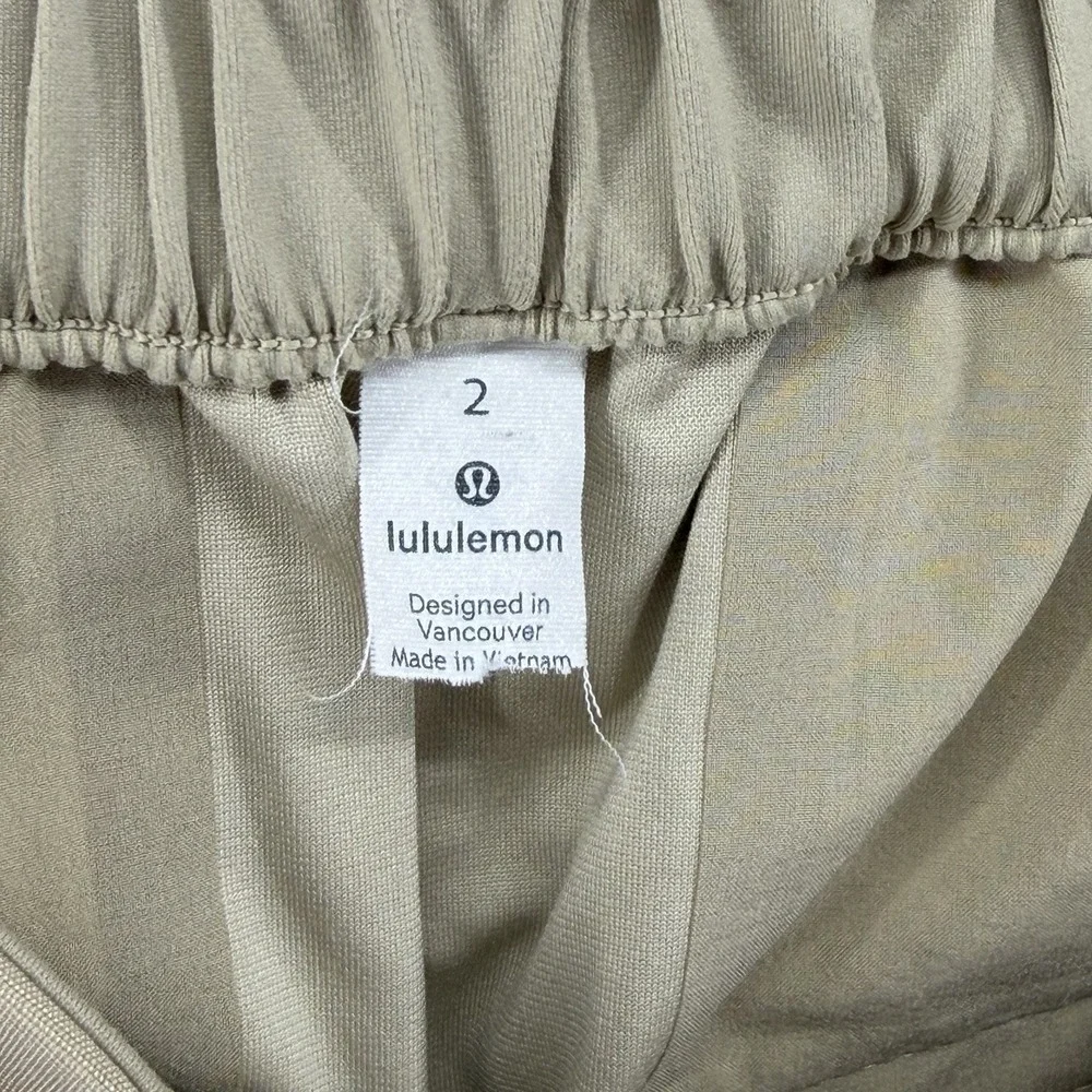 Lululemon Your True Trousers 7/8 Pants Women Size 2 Beige Pull On Casual